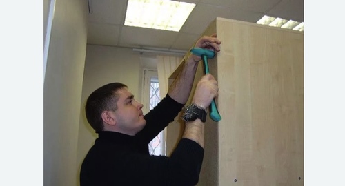 Разборка и сборка мебели в офисе. Кунцево 